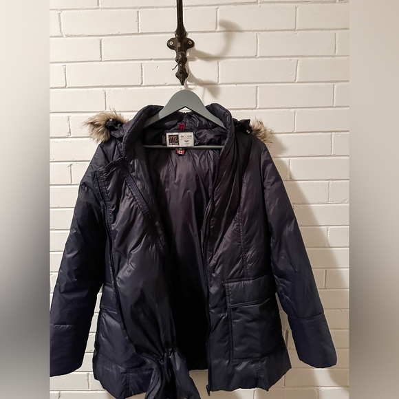 The M Coat - Maternity Down Winter Parka - sz LARGE w removable panel - Picture 7 of 10